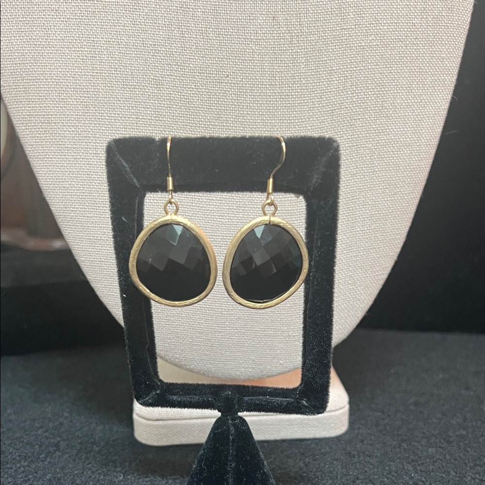 Elegant Black and Gold Drop Earrings